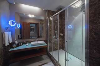 Отель Borjomi Likani Health & Spa Centre Боржоми Двухместный номер Делюкс с 2 отдельными кроватями-2