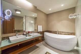 Отель Borjomi Likani Health & Spa Centre Боржоми Представительский люкс-2